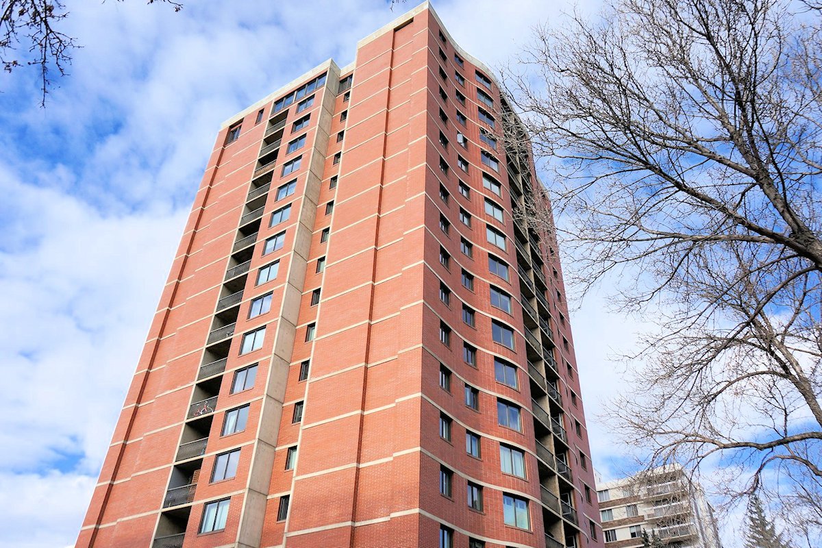 Central Park Condos For Sale, Oliver Edmonton